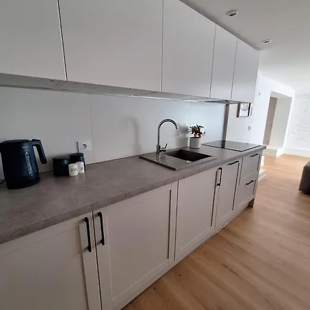 No 28 Apartament